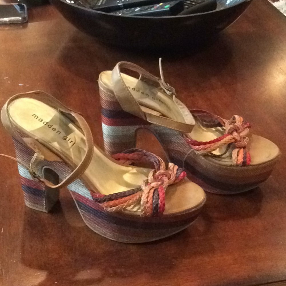 Striped Platforms